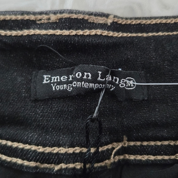 Emerson Lang Jean Skort. Size Medium. New. - Picture 8 of 9
